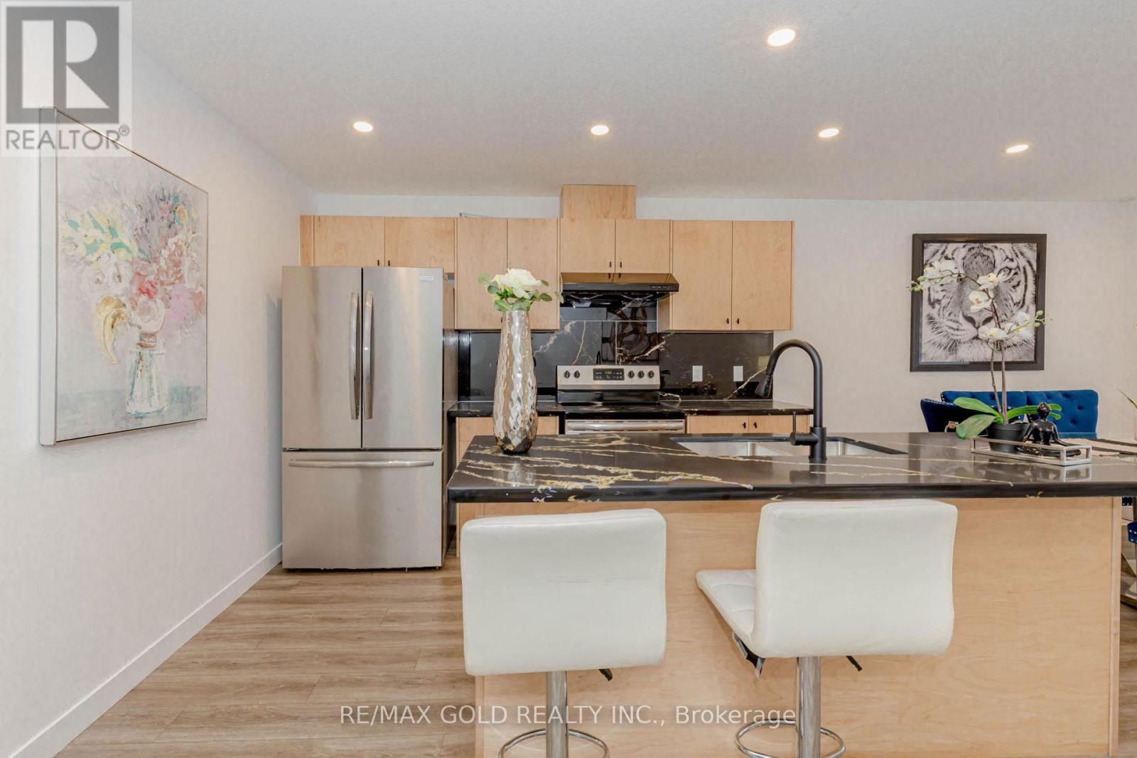 107 PONY WAY Image 6