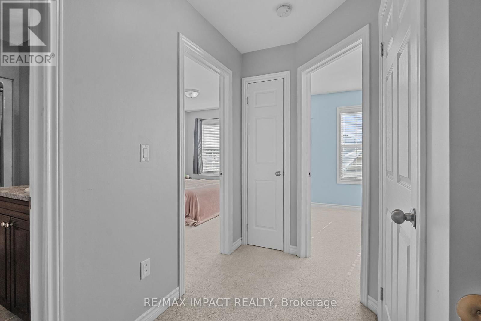 208 - 440 LONSBERRY DRIVE Image 19