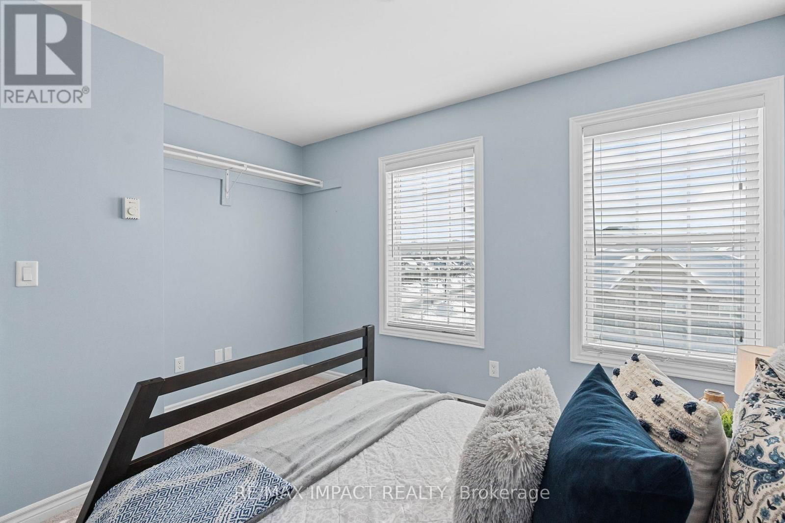 208 - 440 LONSBERRY DRIVE Image 22