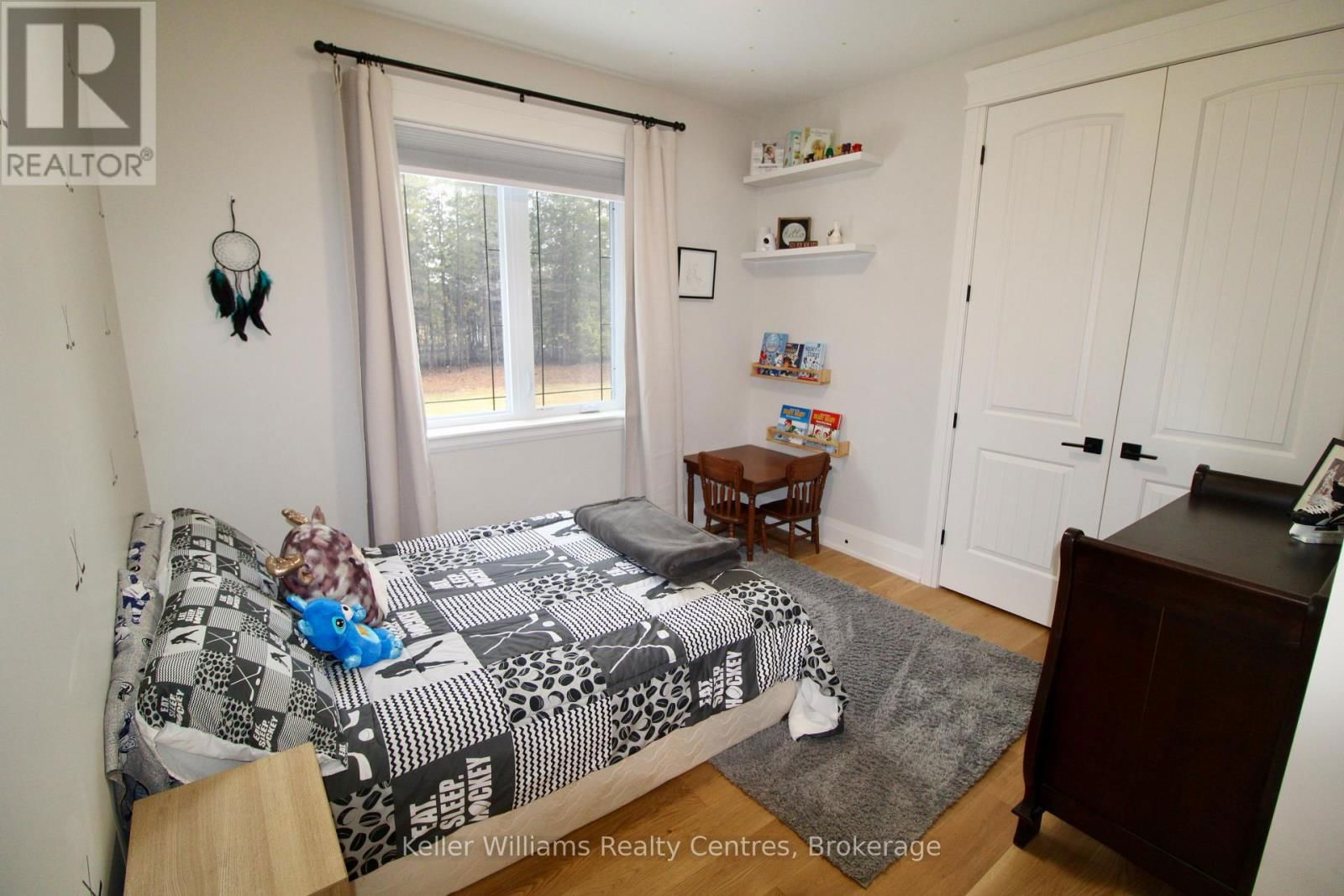 185 LOUISE CREEK CRESCENT Image 30