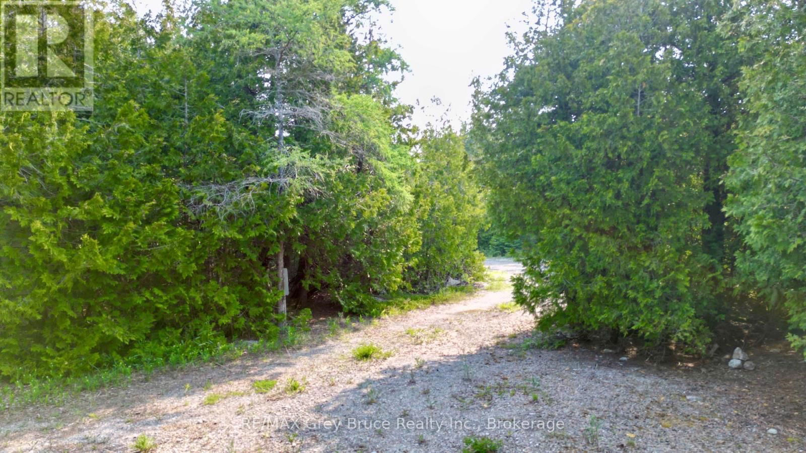 94 PEDWELL PT. DRIVE Image 3