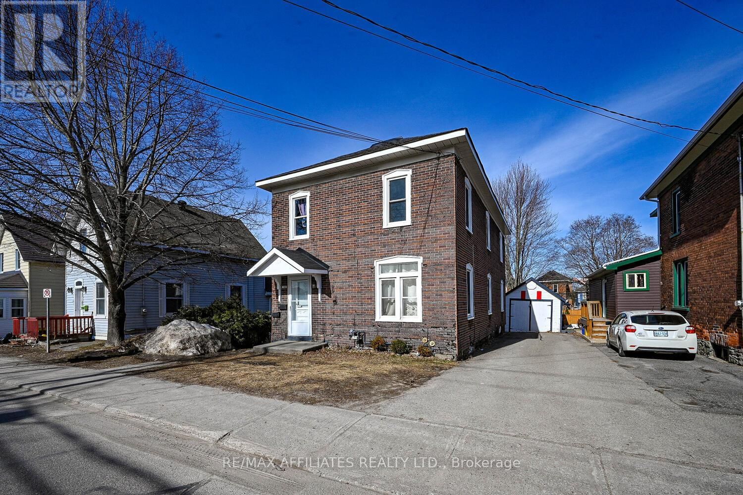 160 CHAMBERS STREET Image 2