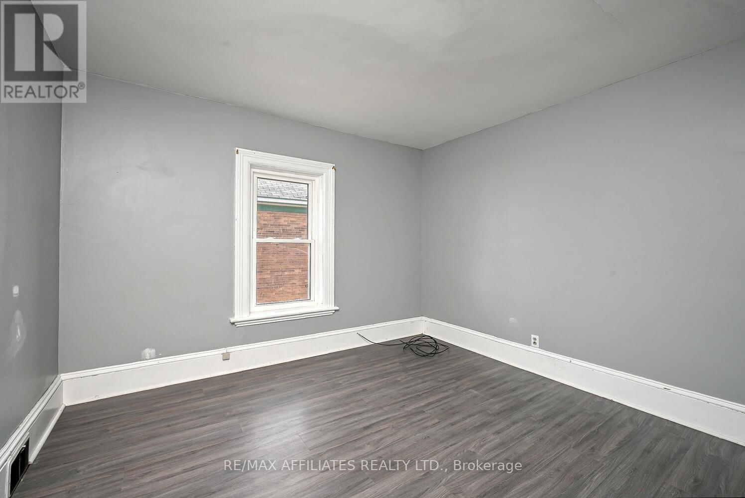 160 CHAMBERS STREET Image 27