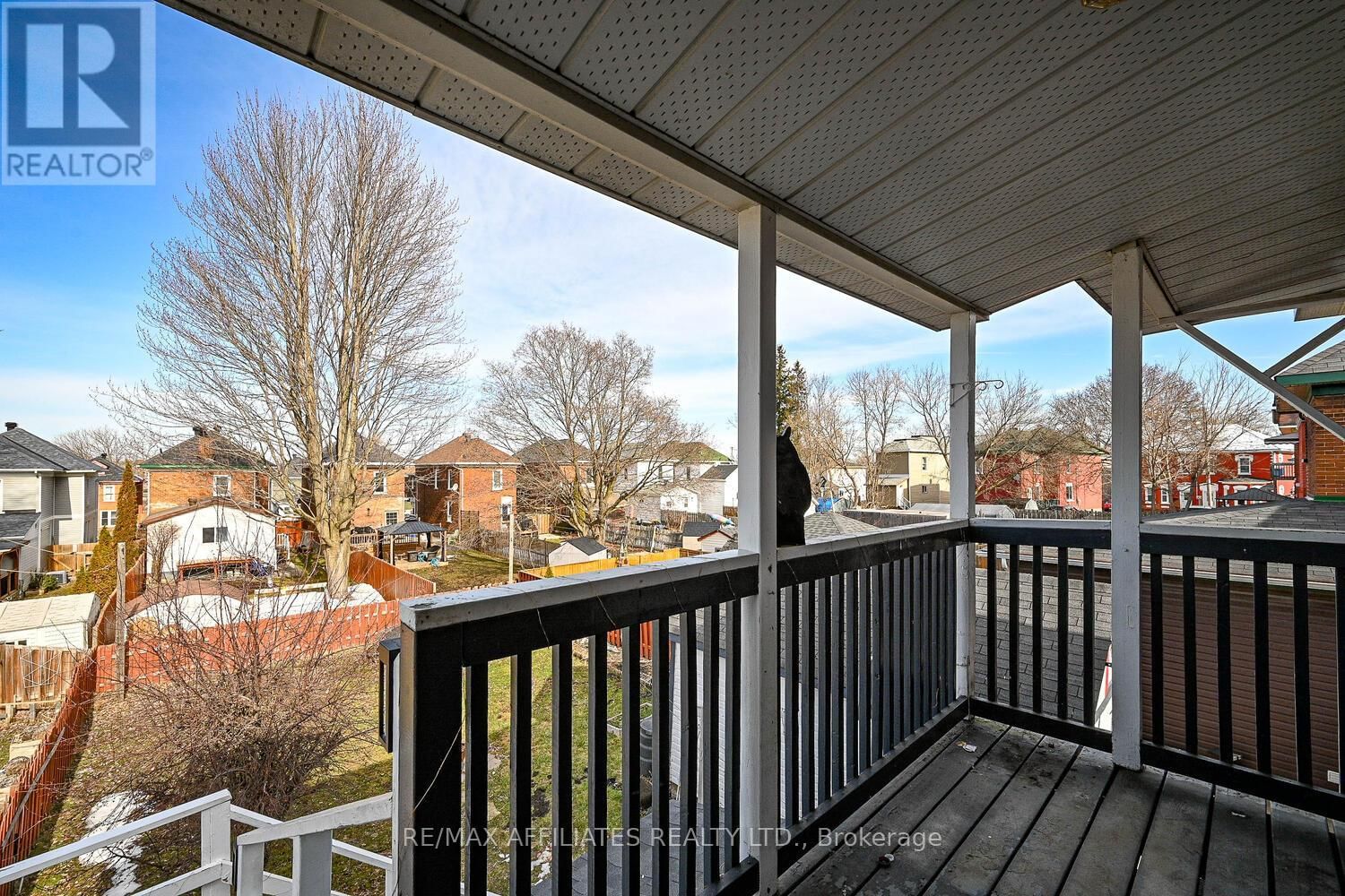 160 CHAMBERS STREET Image 31