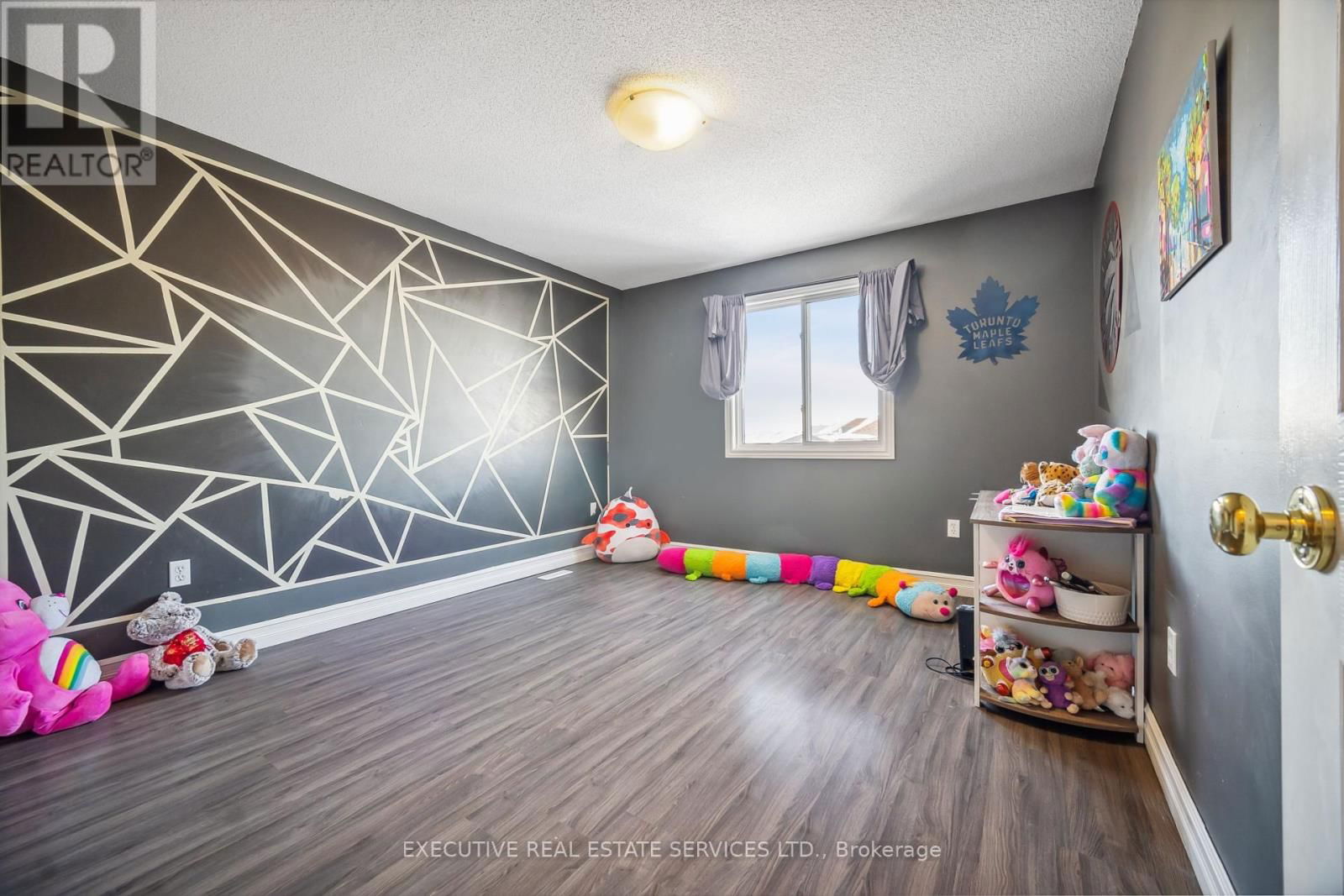 1666 MCNEIL ROAD Image 27