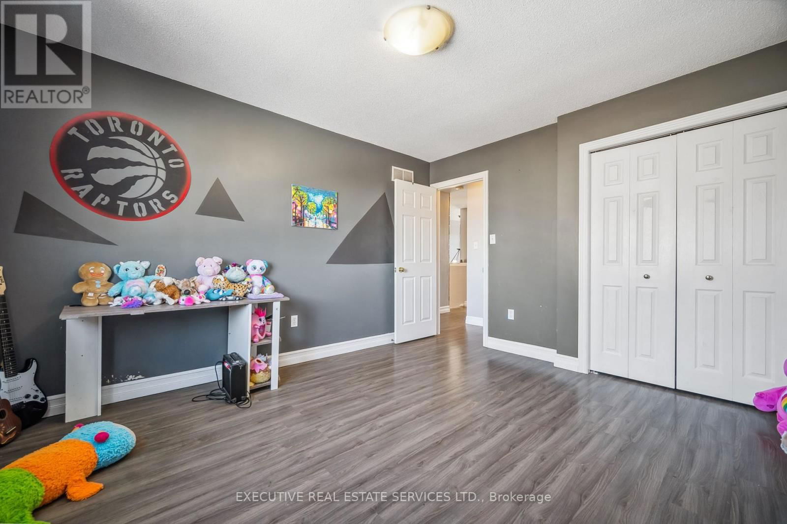 1666 MCNEIL ROAD Image 28