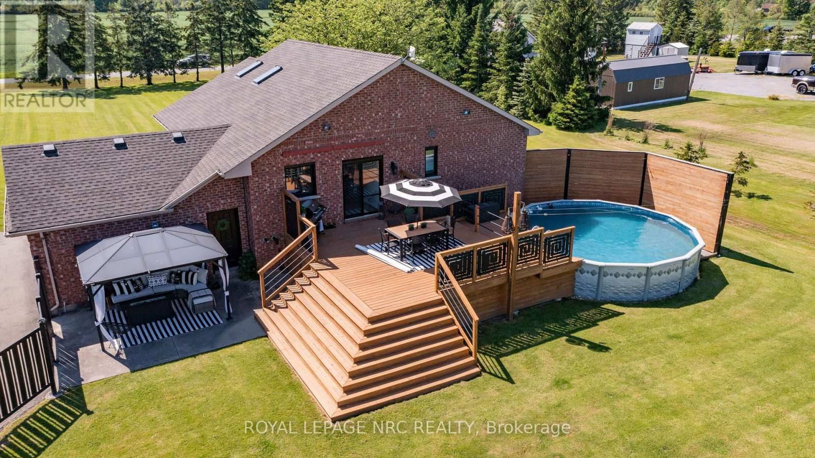 11635 BURNABY ROAD Image 12