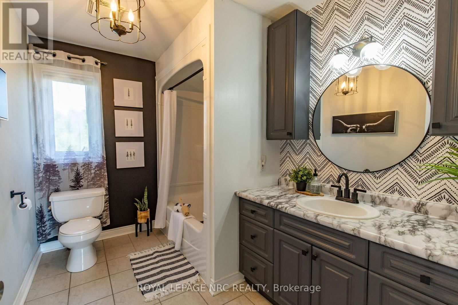 11635 BURNABY ROAD Image 24