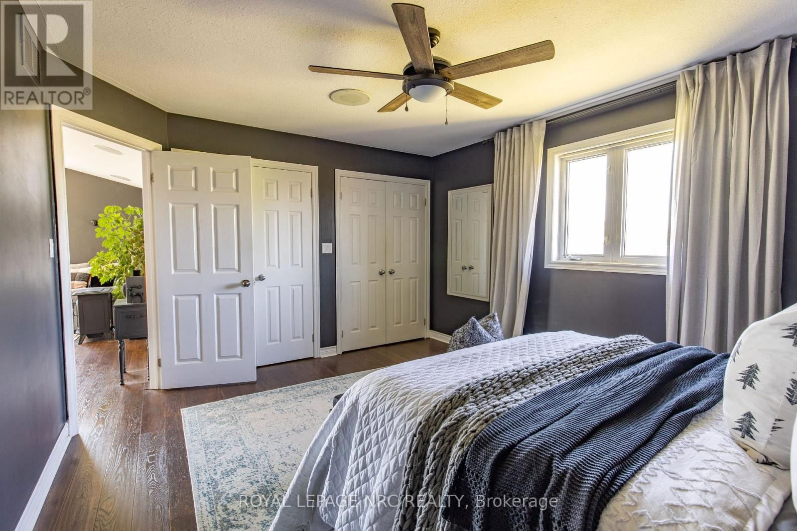 11635 BURNABY ROAD Image 26