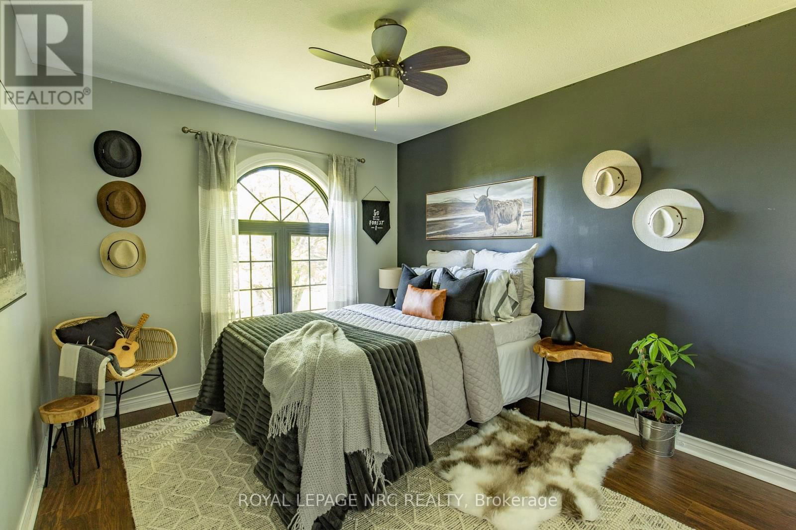 11635 BURNABY ROAD Image 27