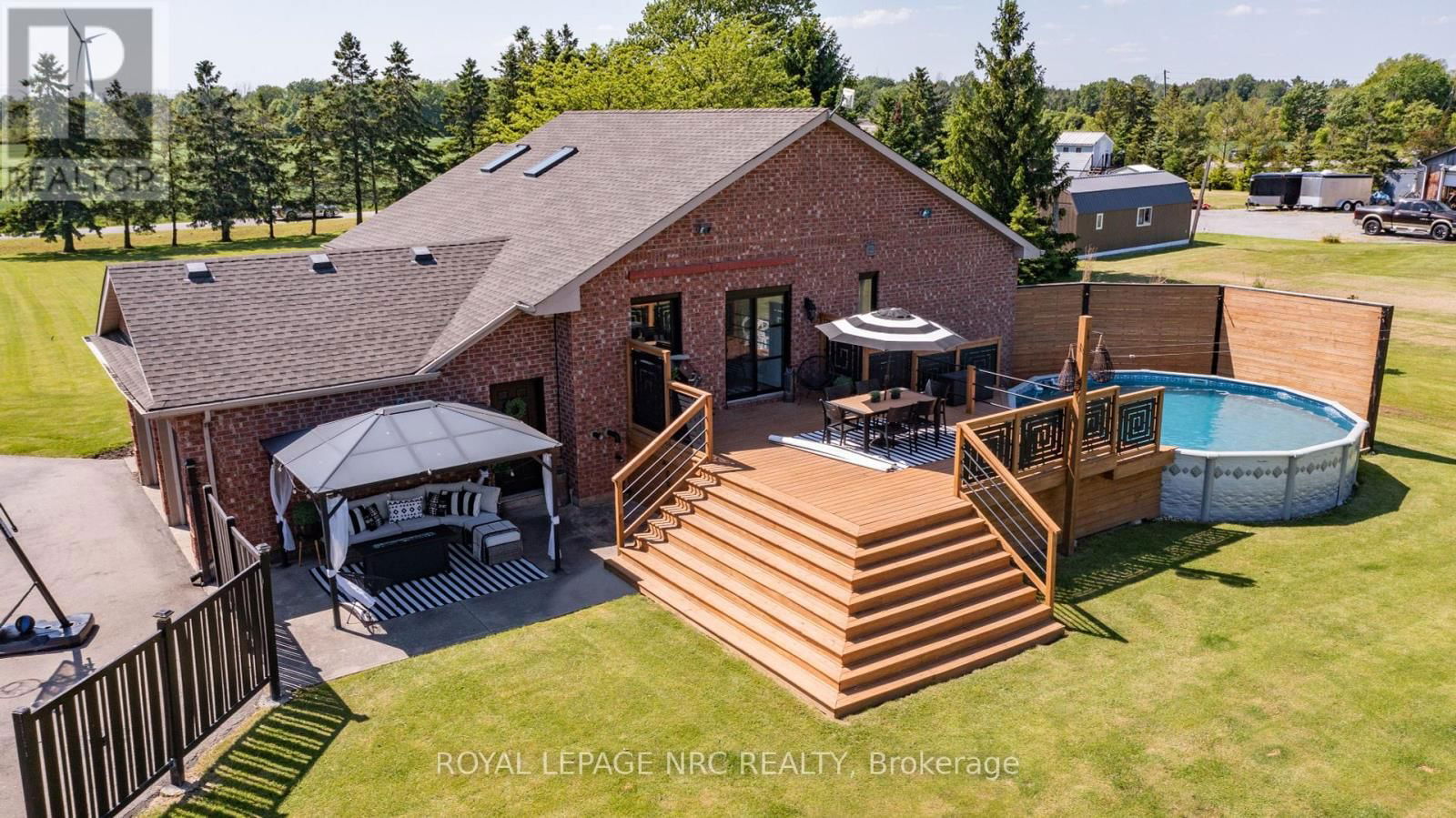 11635 BURNABY ROAD Image 8