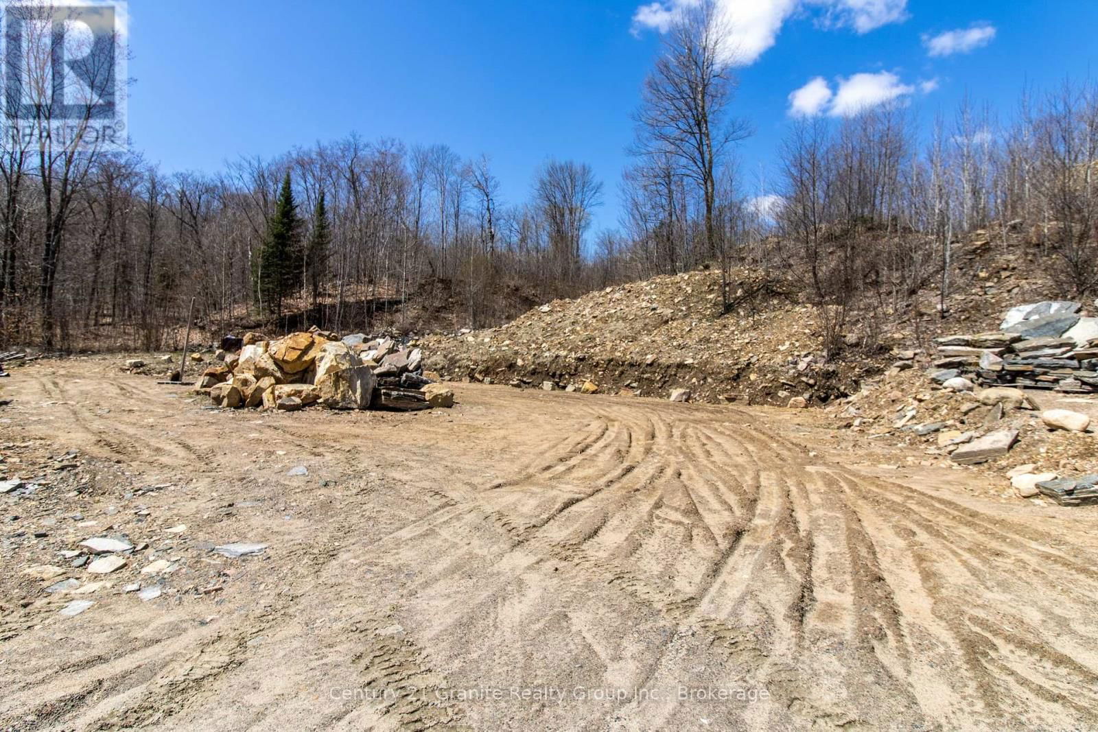 13495 HIGHWAY 35 Image 23