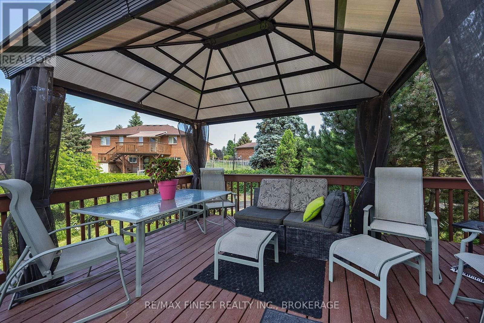 678 SUMMERFIELD PLACE Image 13