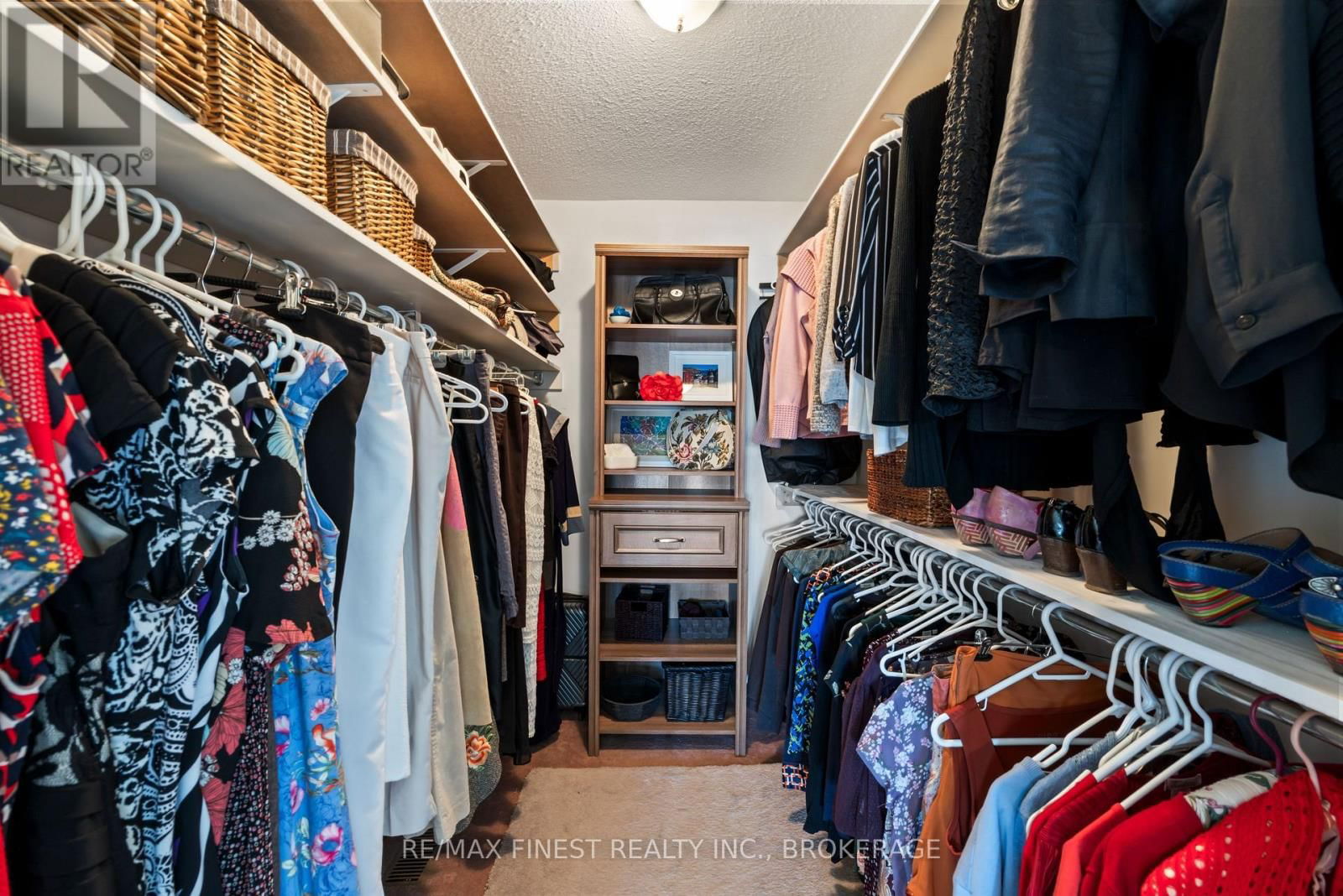 678 SUMMERFIELD PLACE Image 34