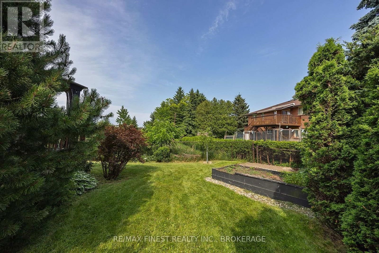 678 SUMMERFIELD PLACE Image 6
