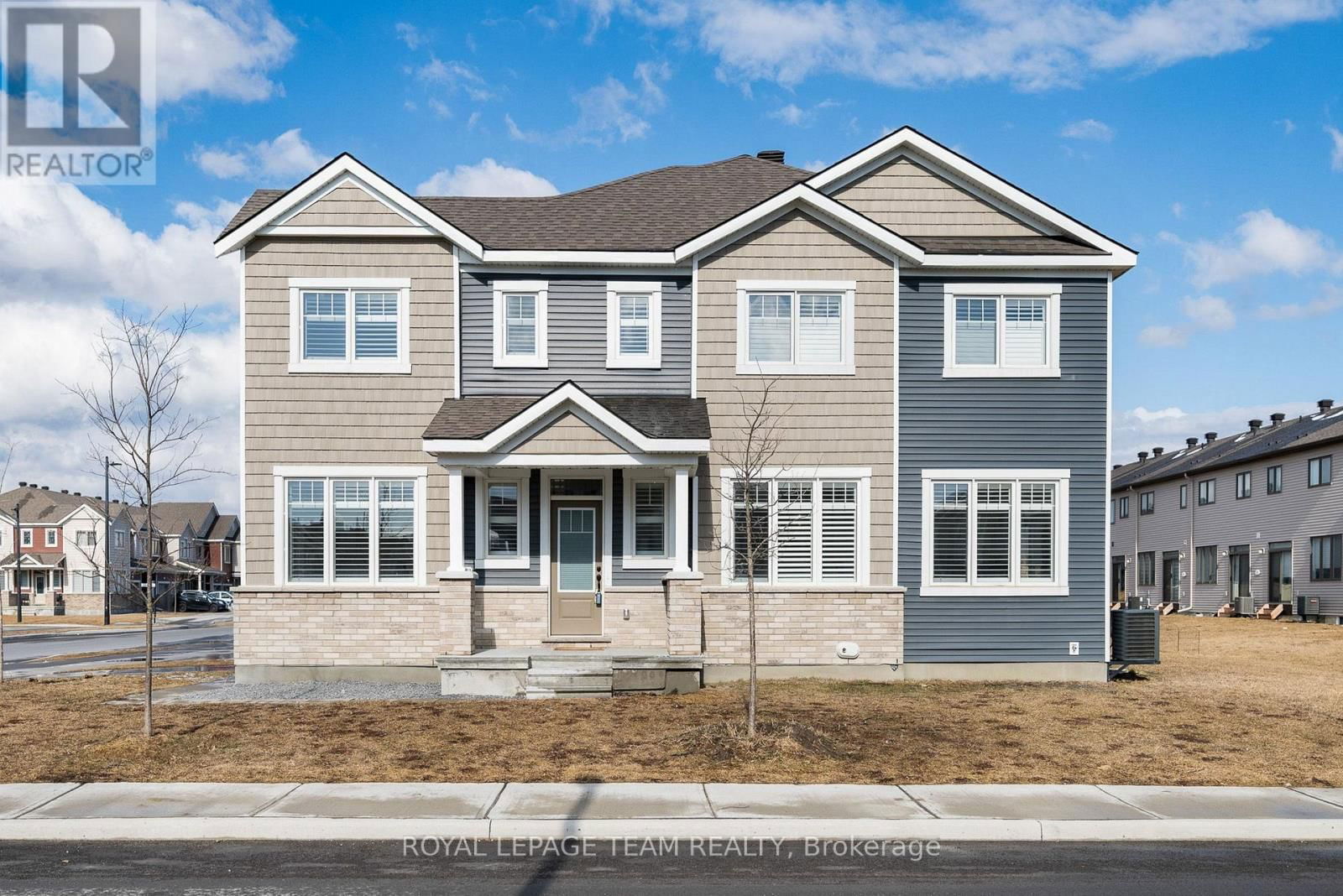 741 DERREEN AVENUE Image 1