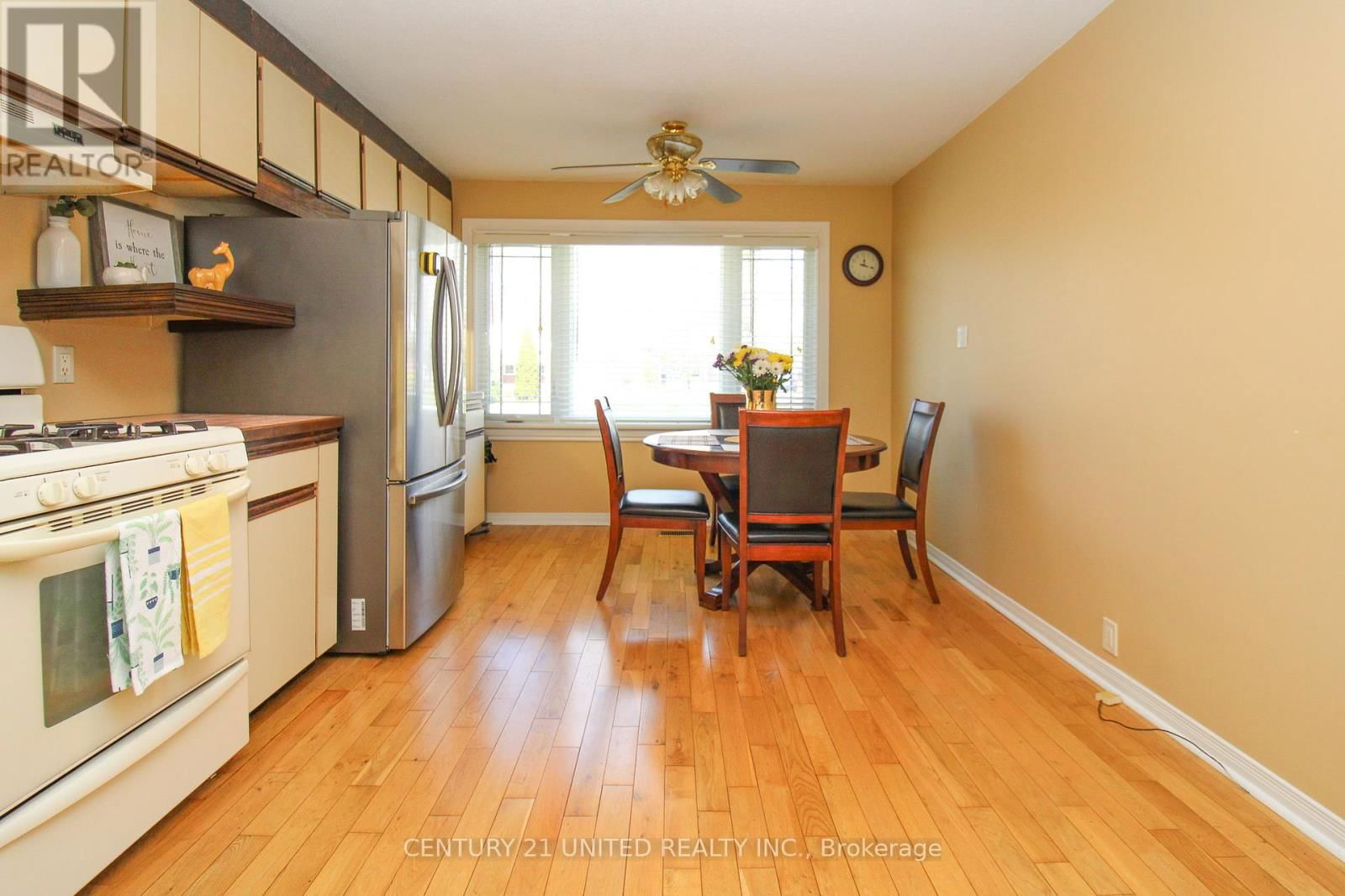 473 CAMERON STREET Image 12