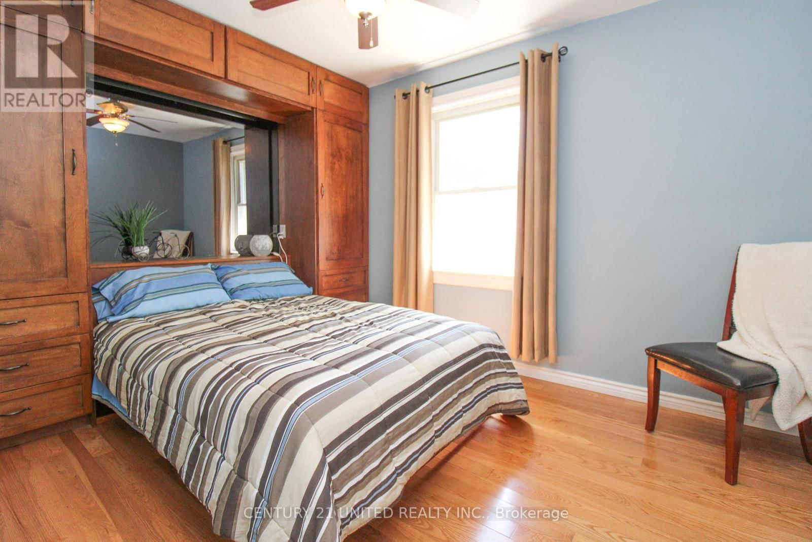 473 CAMERON STREET Image 23