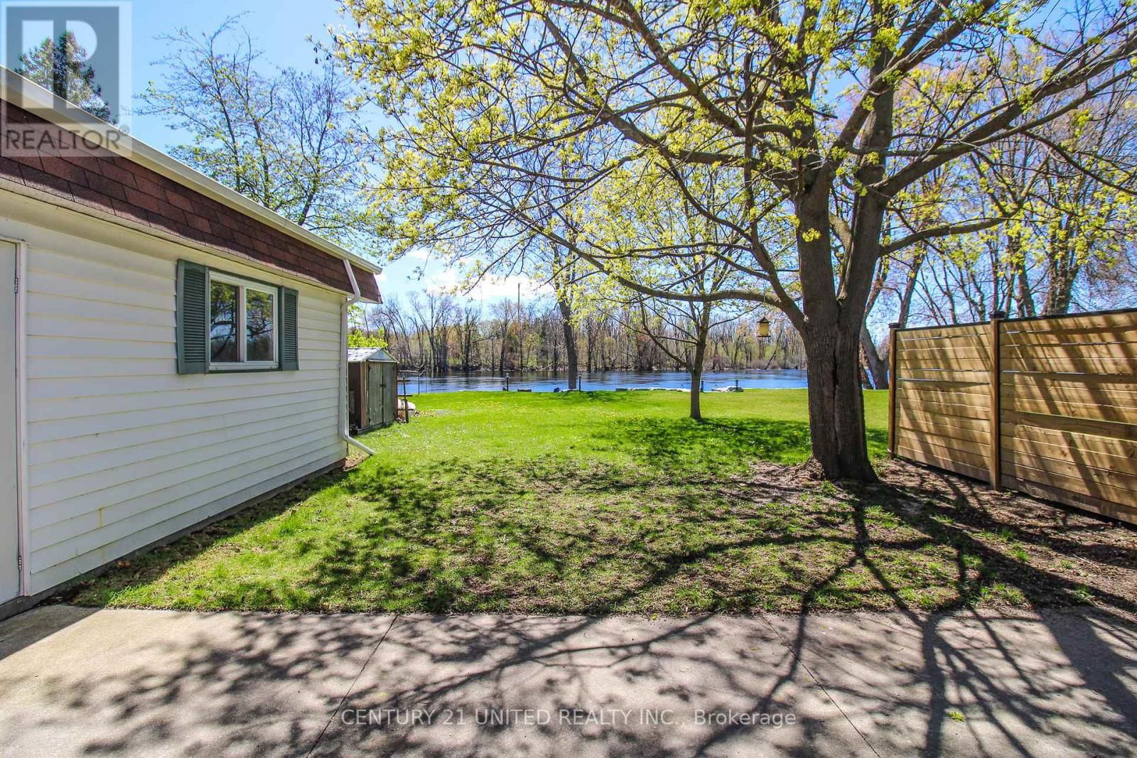 473 CAMERON STREET Image 33