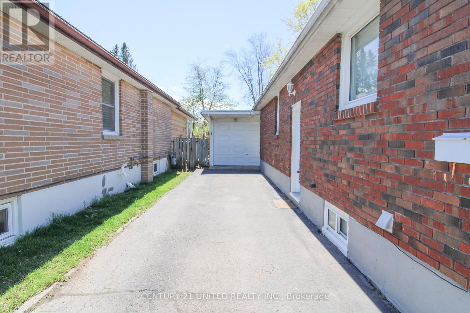 473 CAMERON STREET Image 4