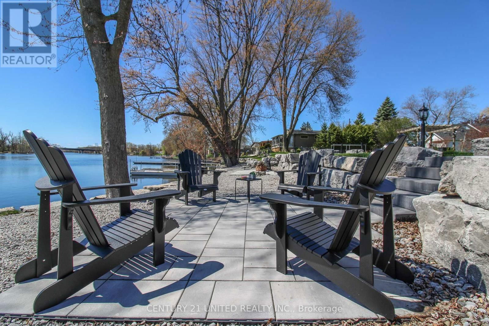 473 CAMERON STREET Image 9