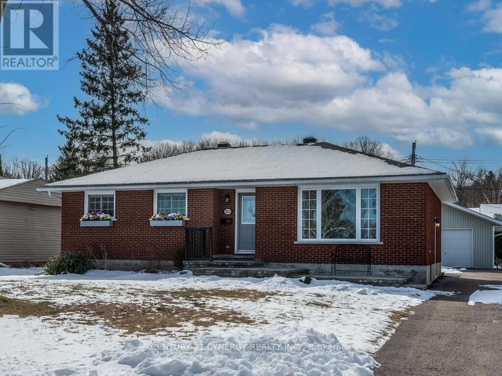 261 JAMES AVENUE Image 2
