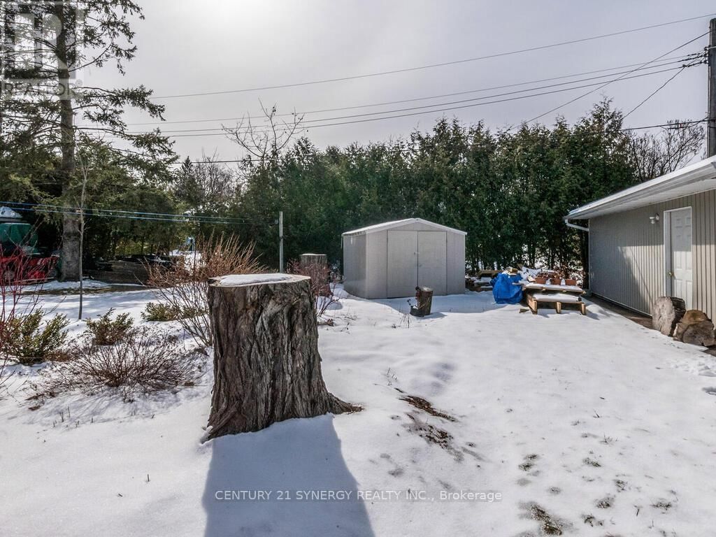 261 JAMES AVENUE Image 34