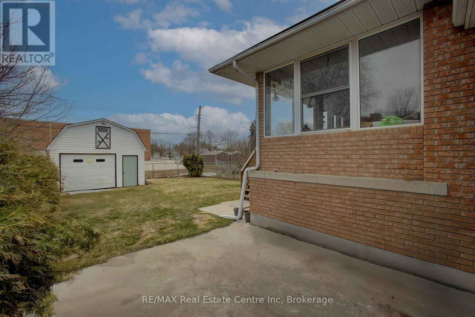 469A 14TH STREET Image 23