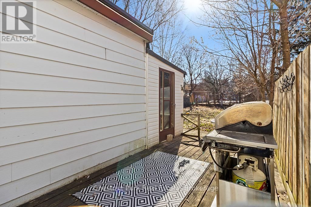 1068 2ND AVENUE WEST Image 28