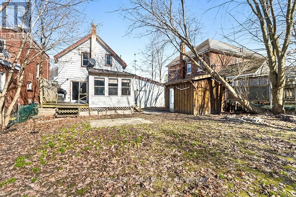 1068 2ND AVENUE WEST Image 29