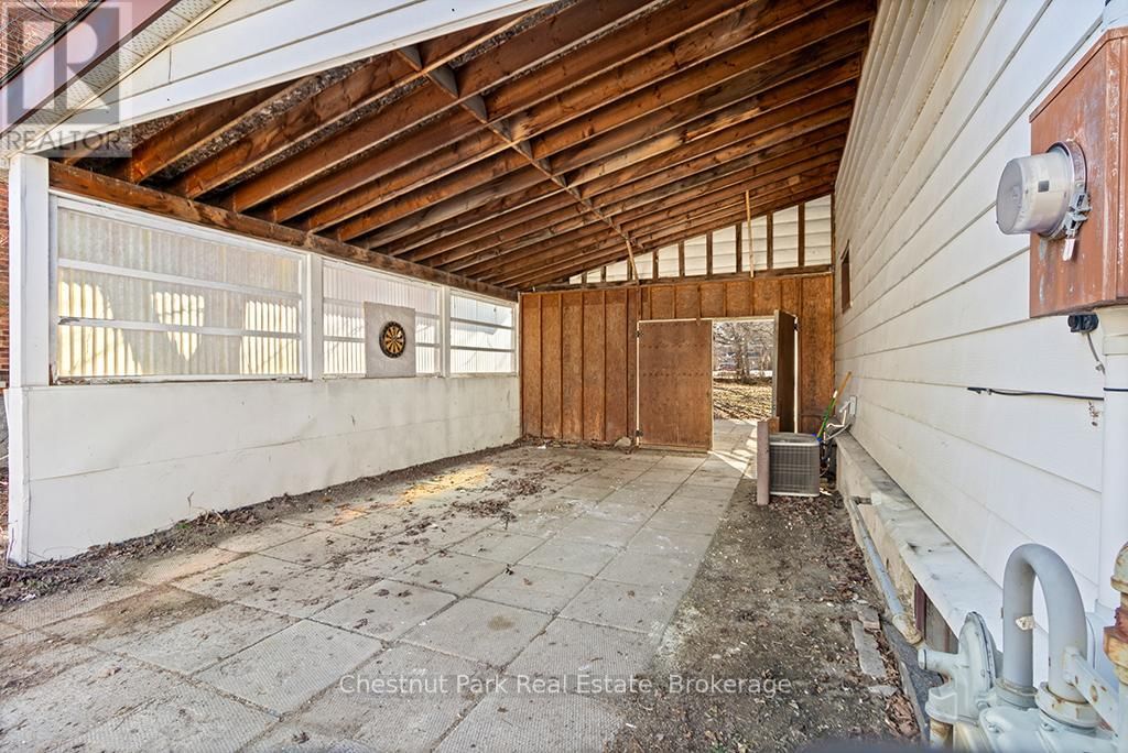 1068 2ND AVENUE WEST Image 34