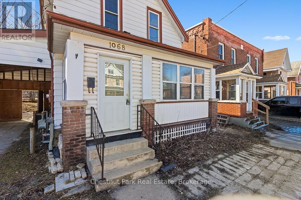 1068 2ND AVENUE WEST Image 46