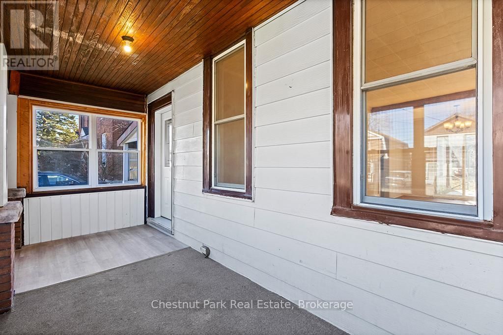 1068 2ND AVENUE WEST Image 8