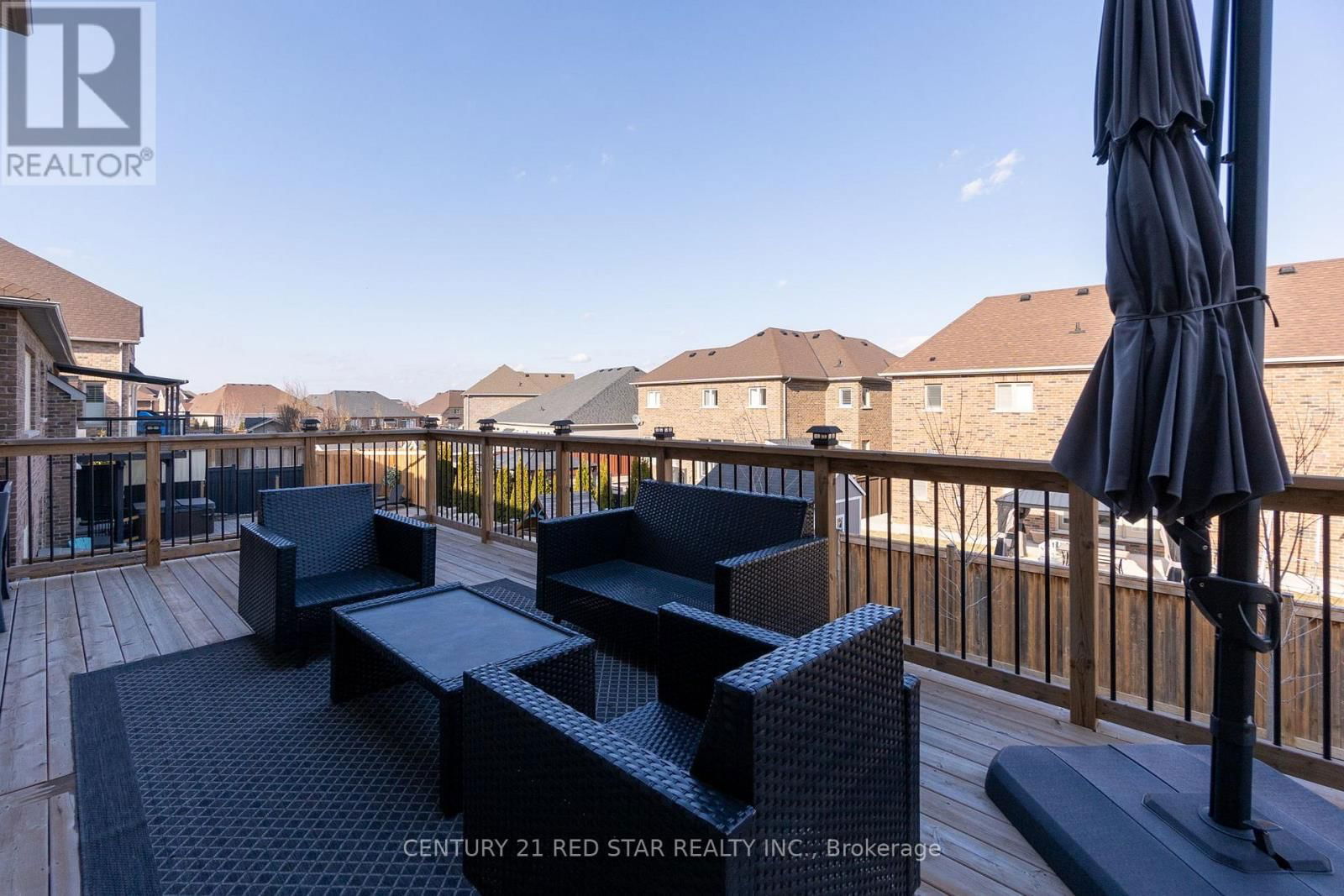 16 MITCHELL CRESCENT Image 44