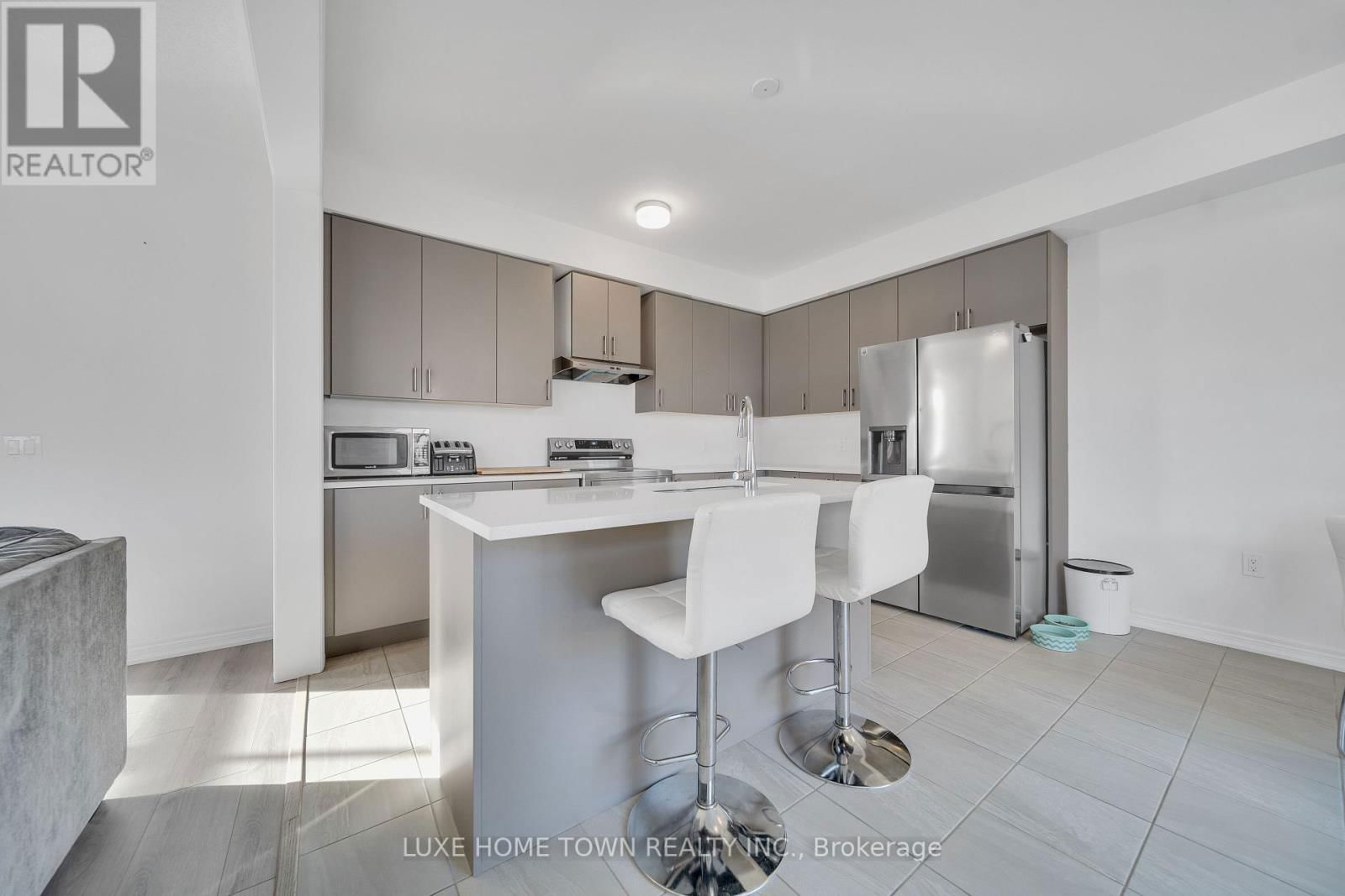 179 REA DRIVE Image 21