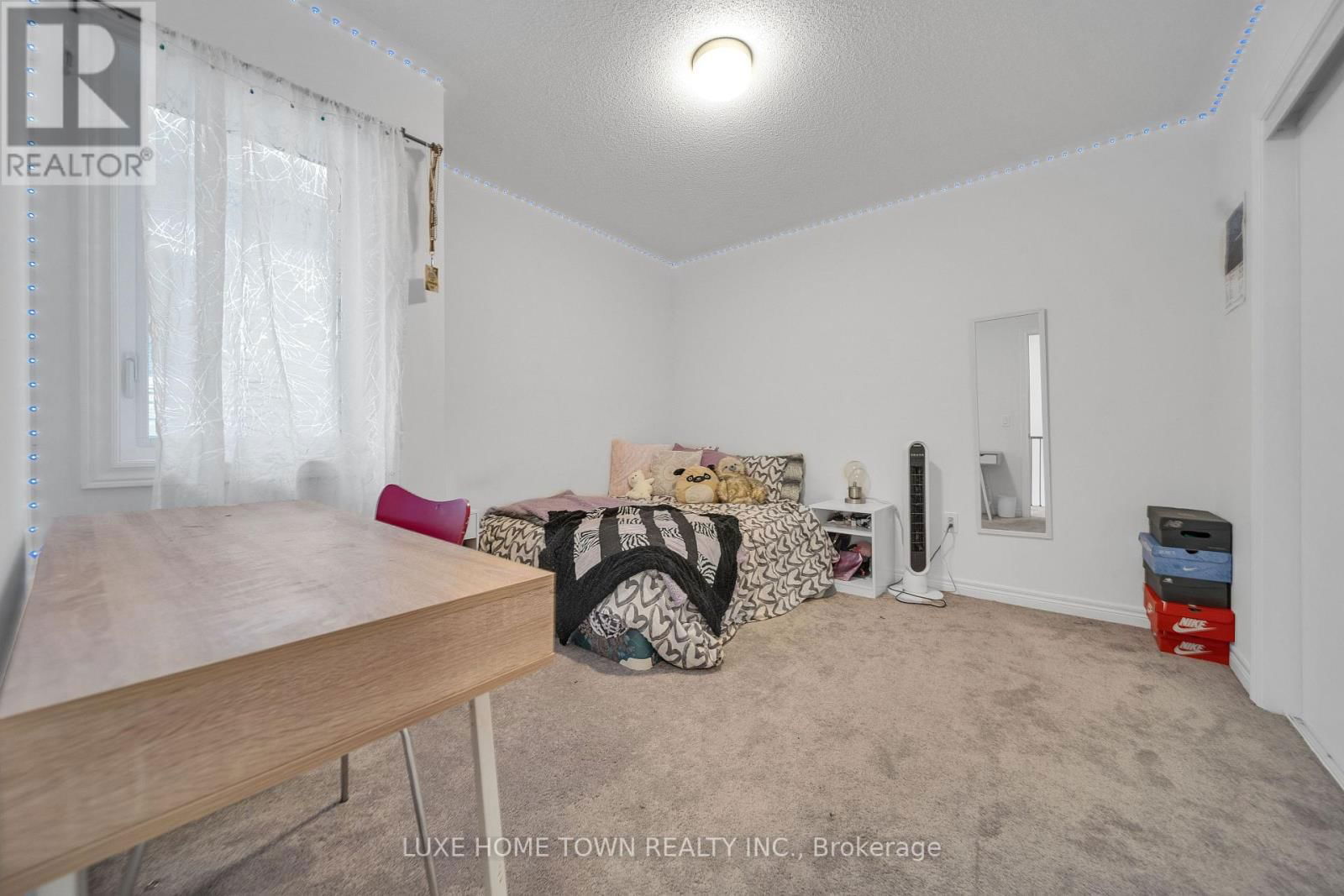 179 REA DRIVE Image 26