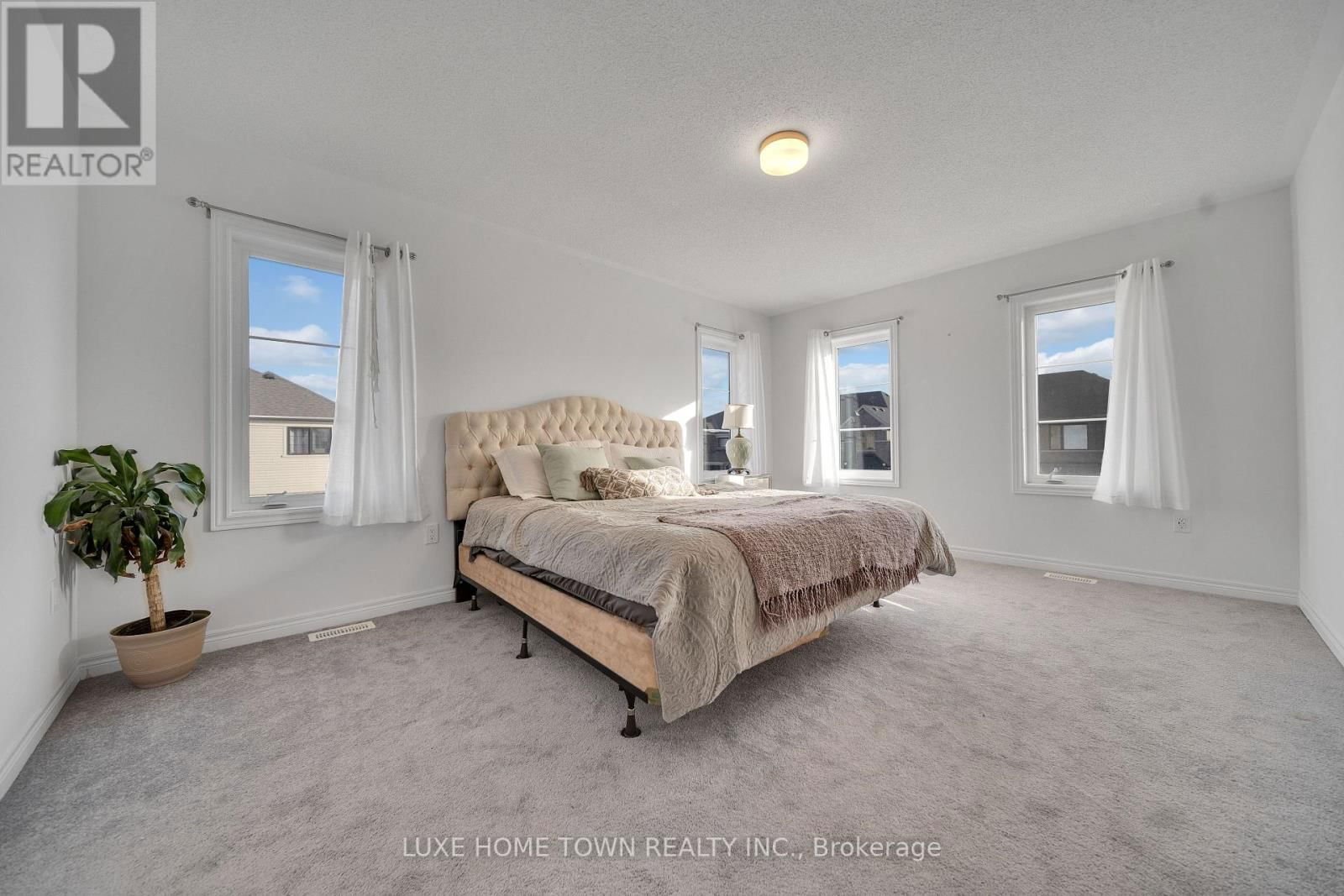 179 REA DRIVE Image 28