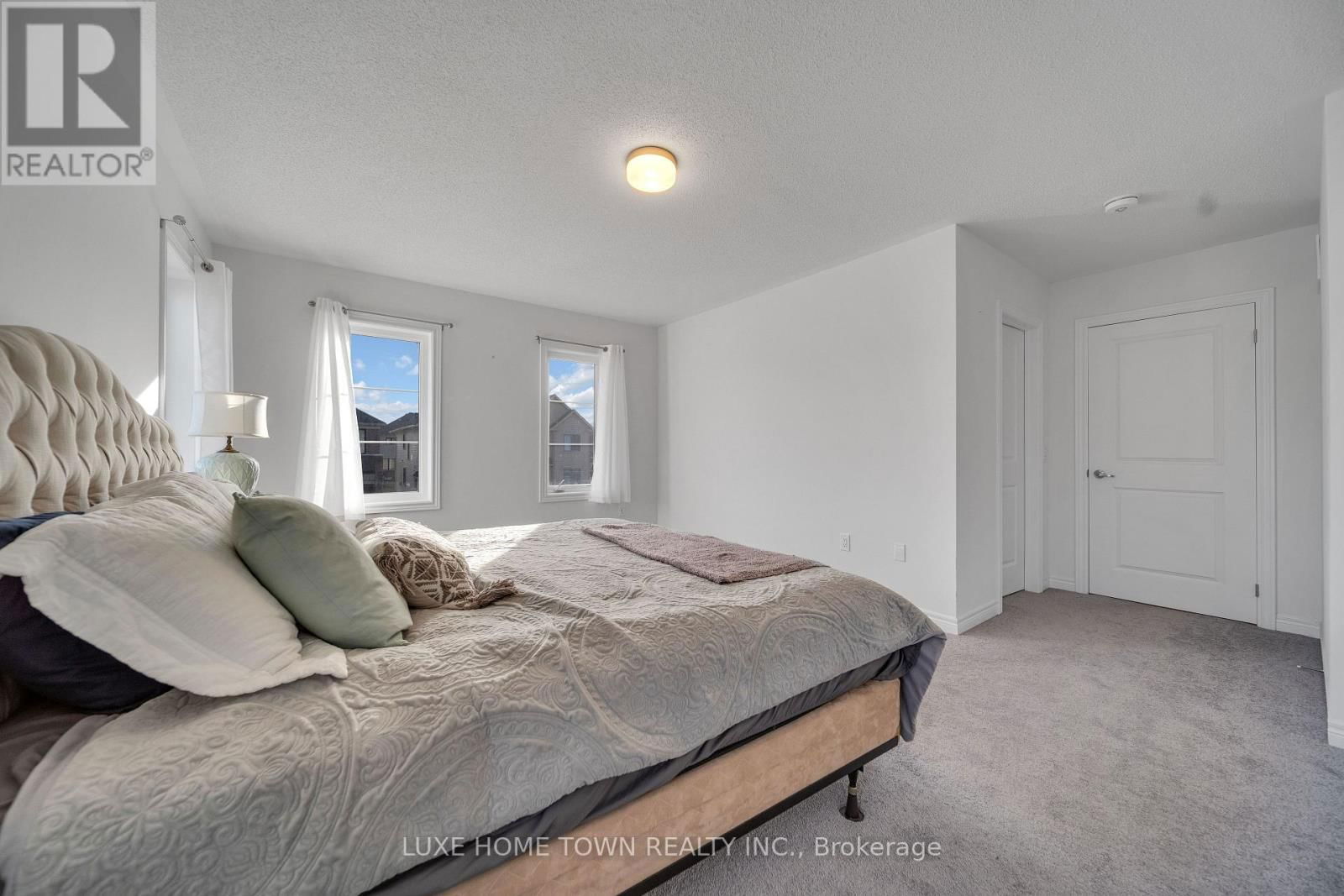 179 REA DRIVE Image 29