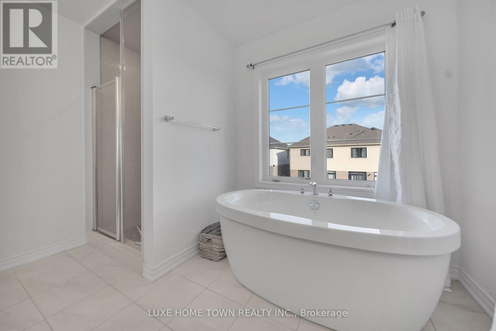 179 REA DRIVE Image 32
