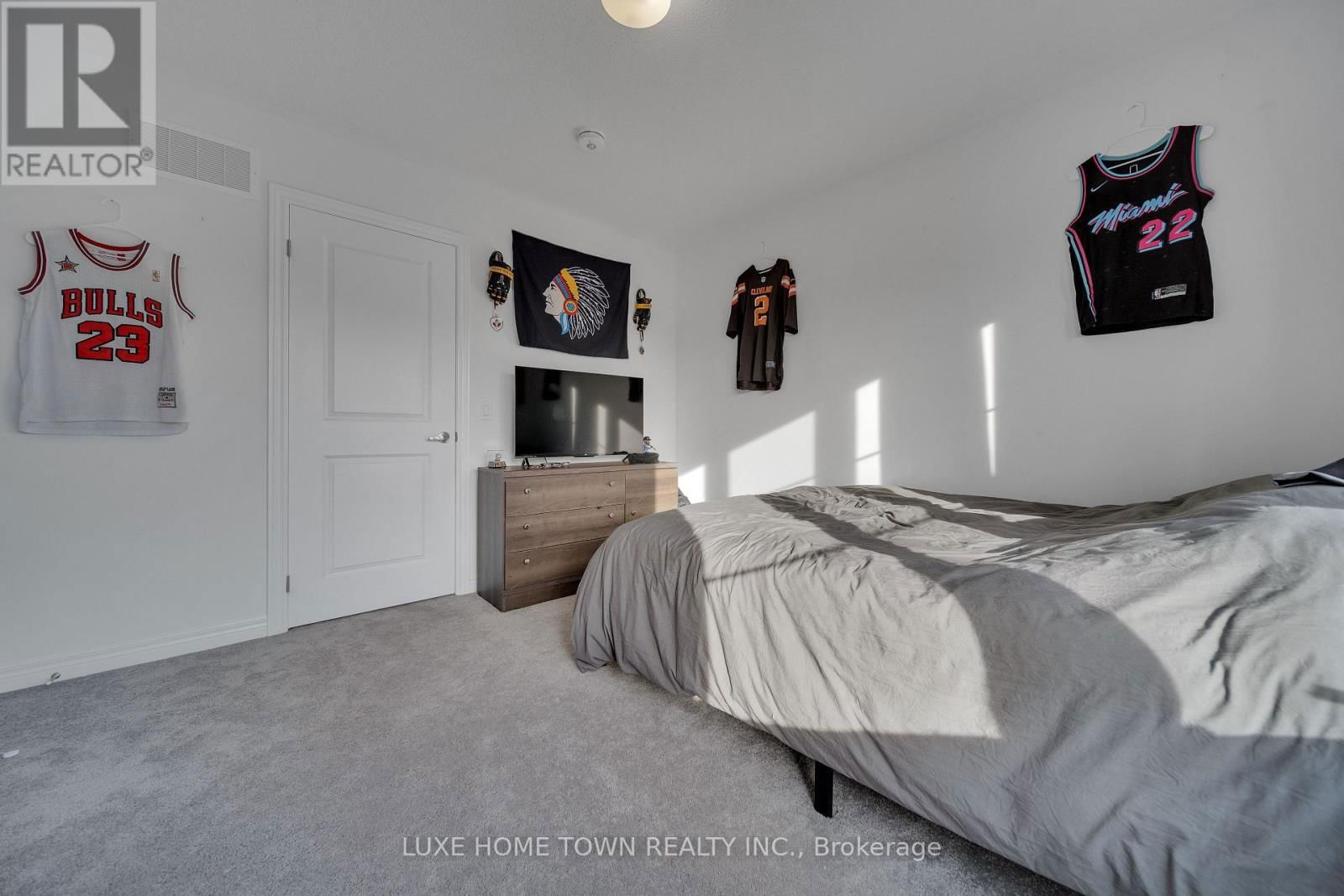 179 REA DRIVE Image 35