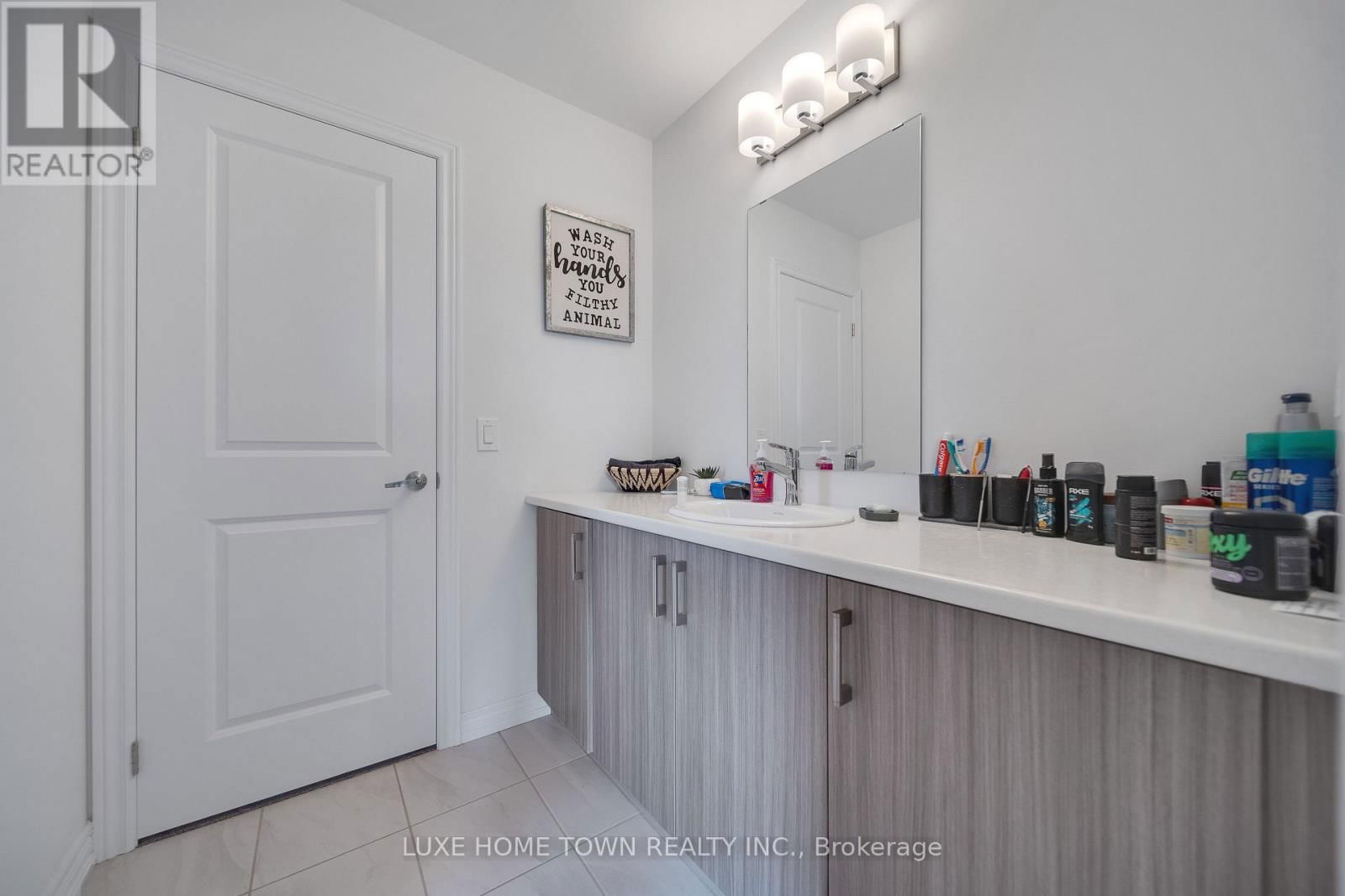 179 REA DRIVE Image 37