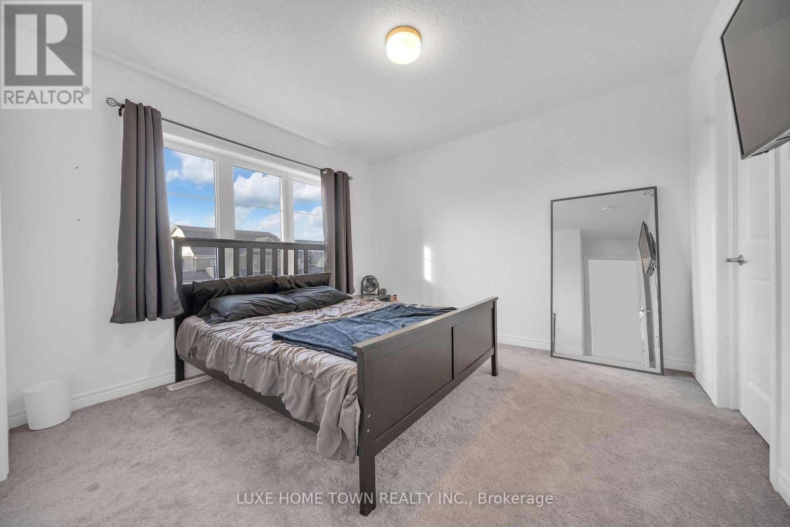 179 REA DRIVE Image 39