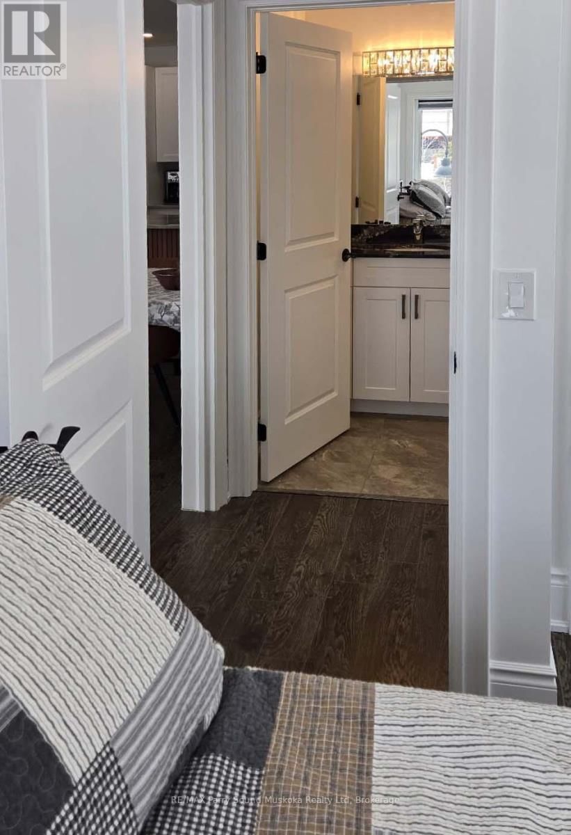 201 - 11C SALT DOCK ROAD Image 30