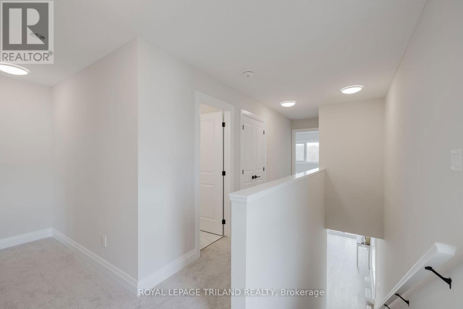 790 BANYAN LANE Image 18