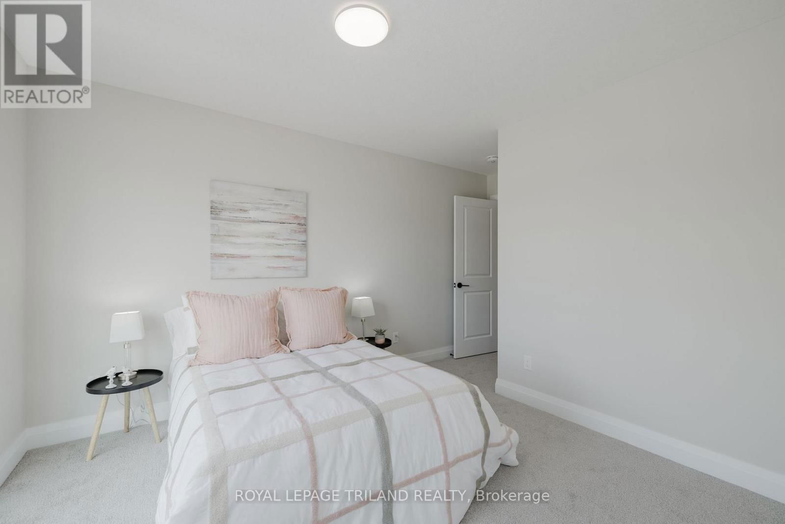 790 BANYAN LANE Image 26
