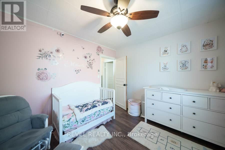 36 JAMES AVENUE Image 15