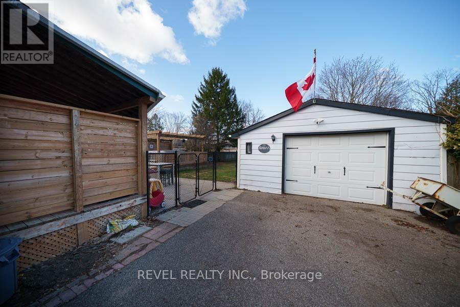36 JAMES AVENUE Image 27