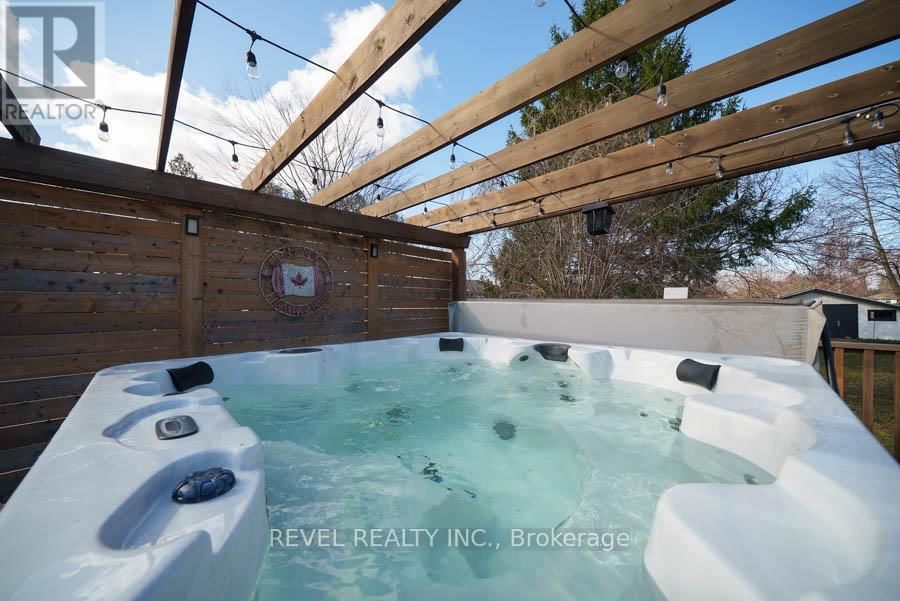 36 JAMES AVENUE Image 32