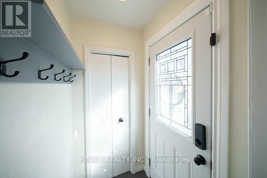 36 JAMES AVENUE Image 4