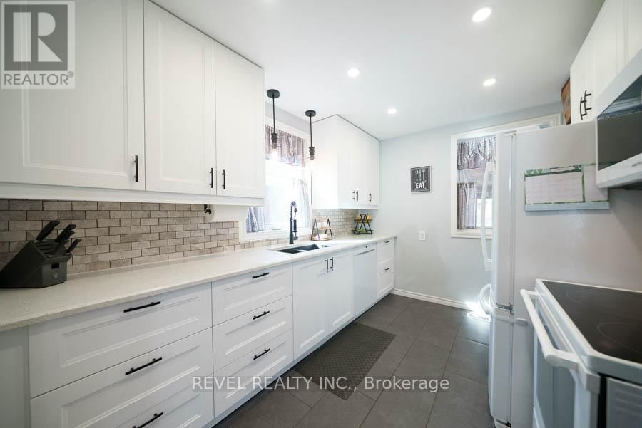 36 JAMES AVENUE Image 9